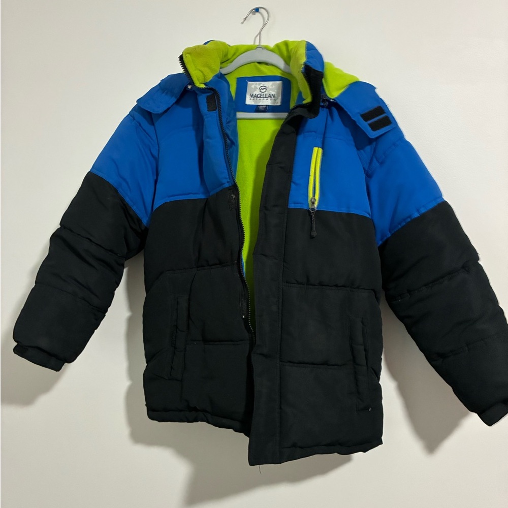 Magellan Outdoors Blue and Black Puffer Jacket